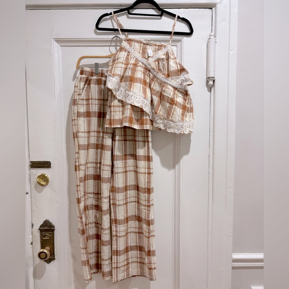 POL rust and cream Plaid Ruffle Top and Pants Set